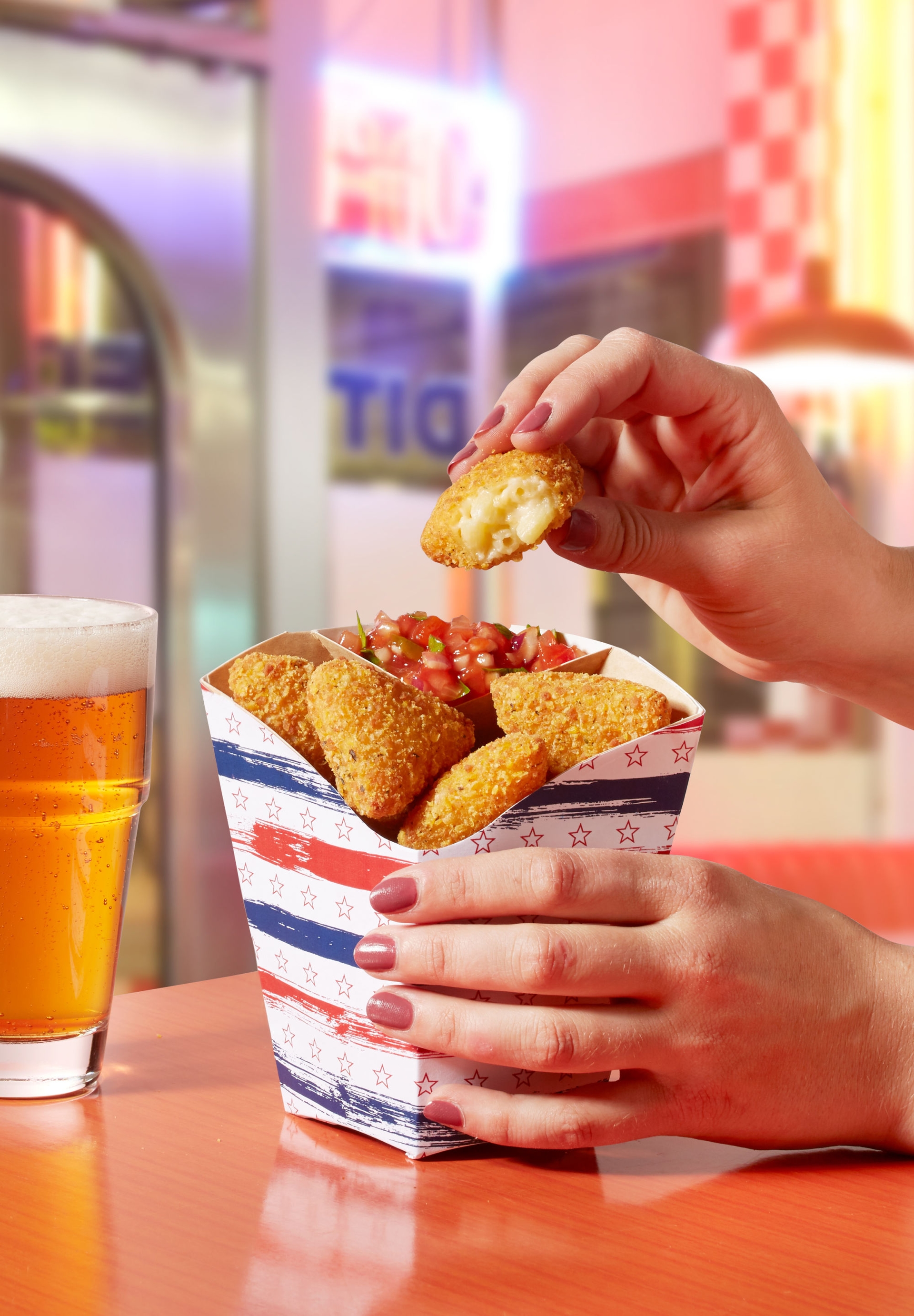 mac n cheese triangles